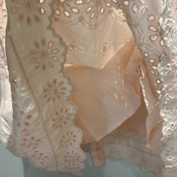 Gap peach eyelet dress size 4. - Picture 7 of 12